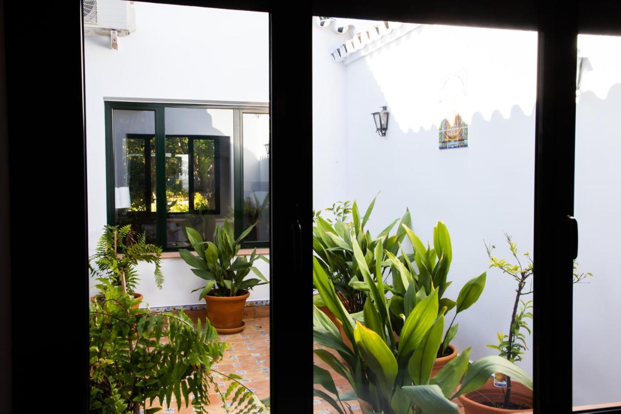 El Molino Del Huertezuelo Villa La Palma Del Condado Exterior photo