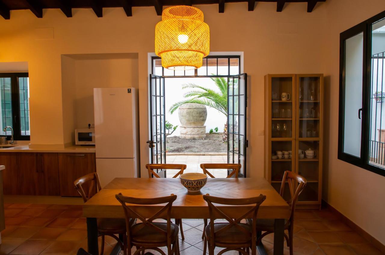 El Molino Del Huertezuelo Villa La Palma Del Condado Exterior photo